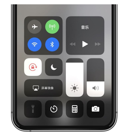 云梦苹果14维修店分享iPhone 14手电筒按键灰了怎么办 